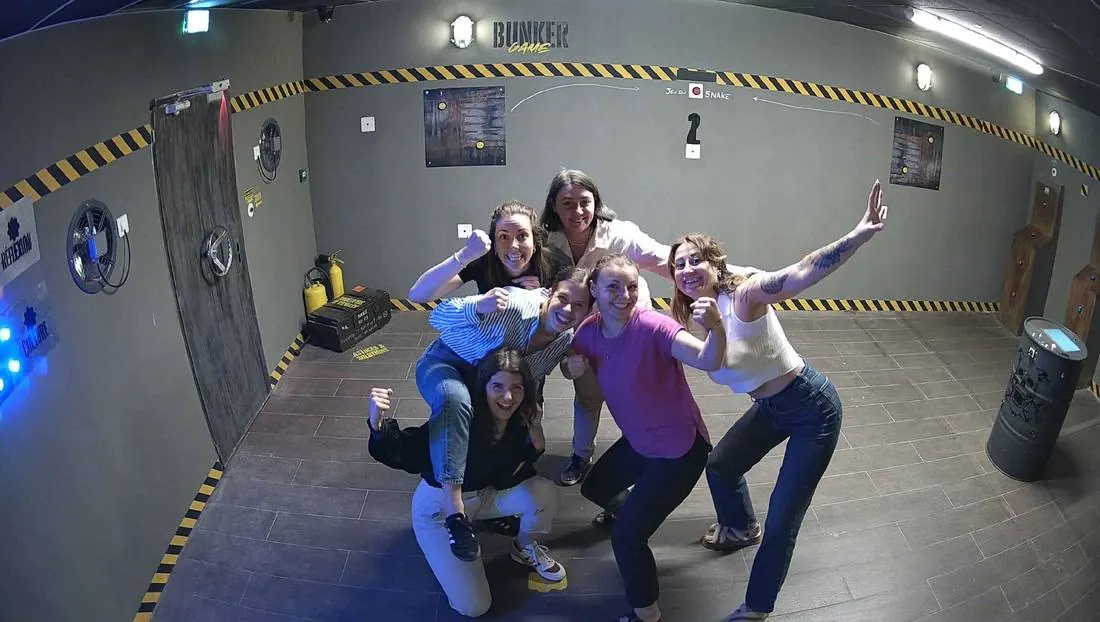 Groupe filles escape game grand groupe Montpellier